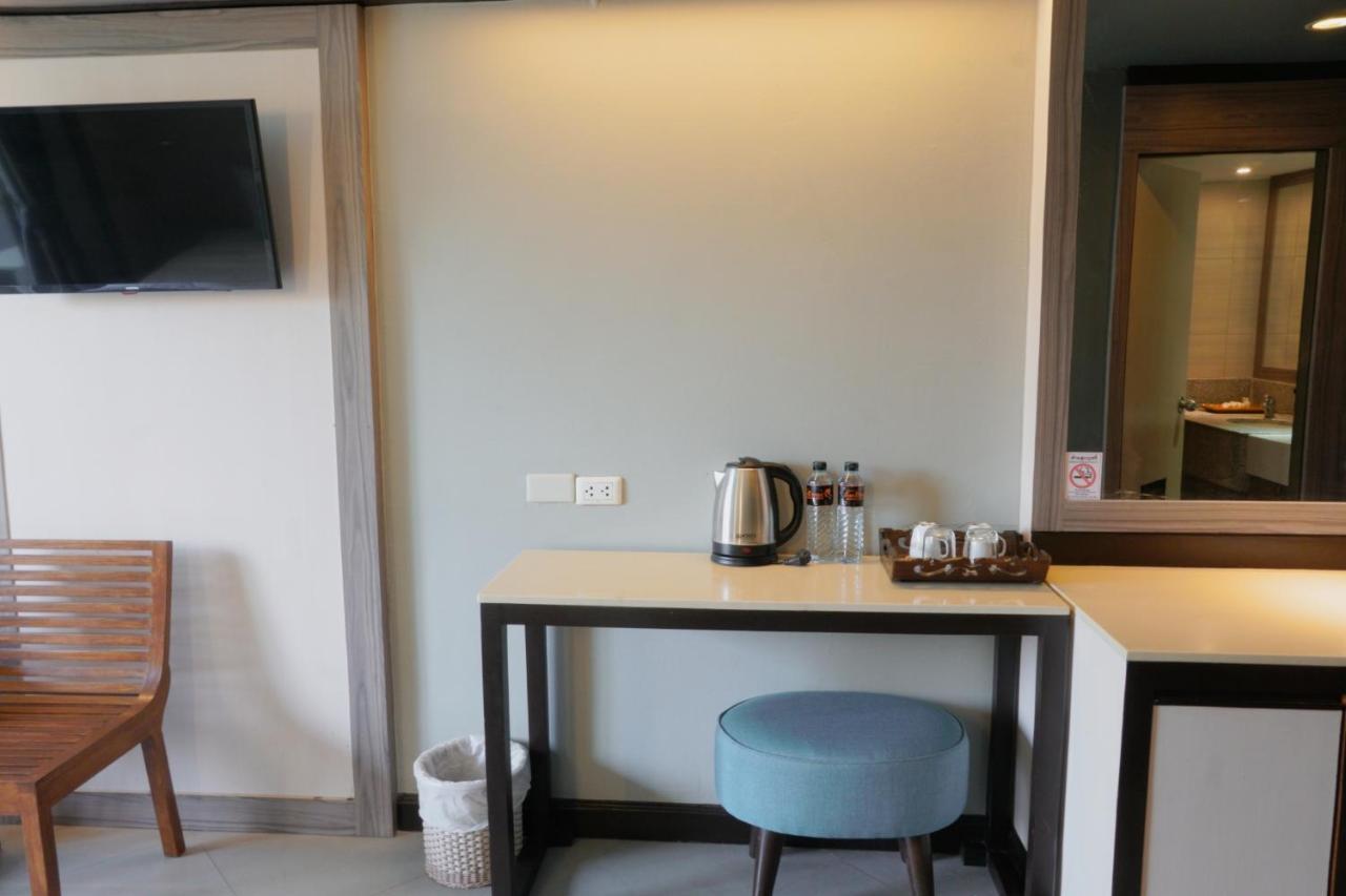 Sea Breeze Jomtien Resort Pattaya Ngoại thất bức ảnh