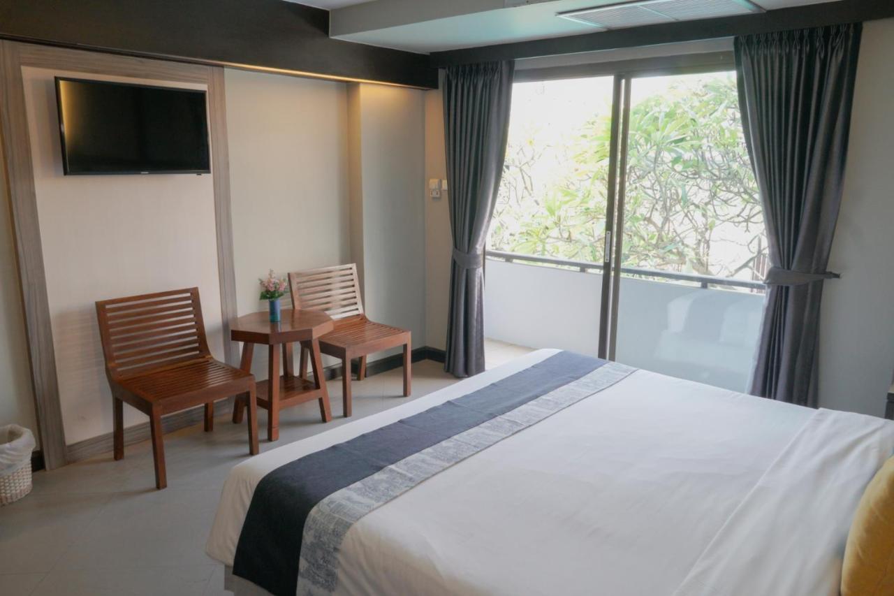 Sea Breeze Jomtien Resort Pattaya Ngoại thất bức ảnh